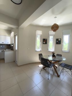 Relax Holiday House Maleme private villa accommodation